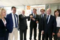 Remise des cles du camion