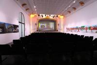 vue salle d'exposition de l'Artistique