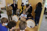 vue atelier de l'exposition promenons nous dans le bois