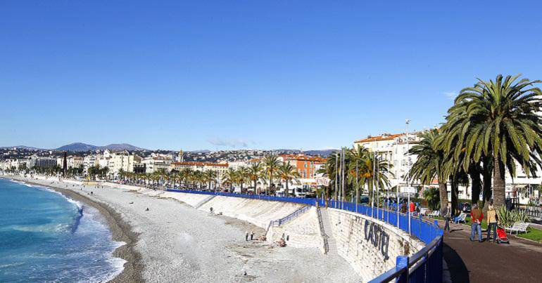 Vue sur la Promenade des Anglais