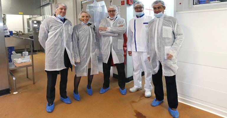 Visite de la cuisine centrale avec le Chef Alain Ducasse