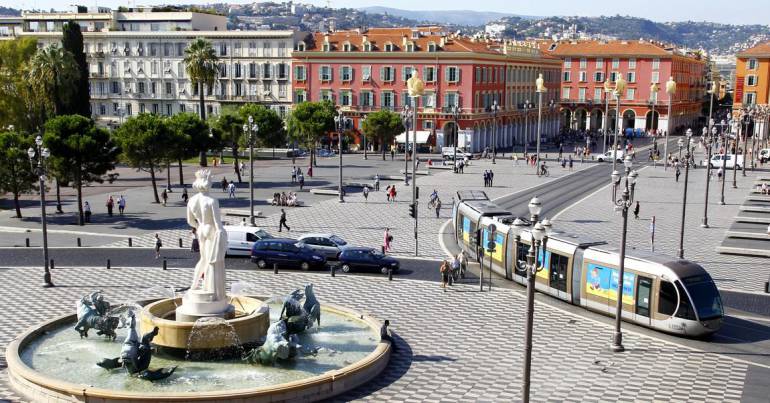Tramway place Masséna