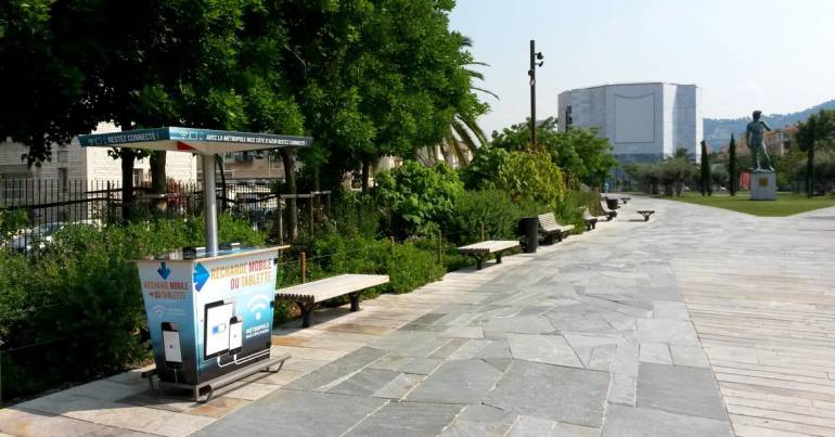 Un SunPod® Nomad sur la Promenade du Paillon