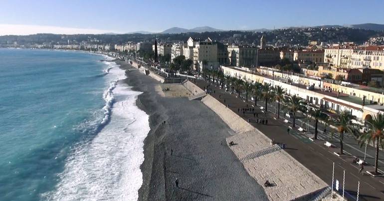 Nice : la Ville ferme le trottoir sud de la Promenade des Anglais