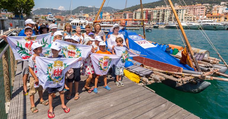 Un trimaran russe d'exception dans le Port de Nice