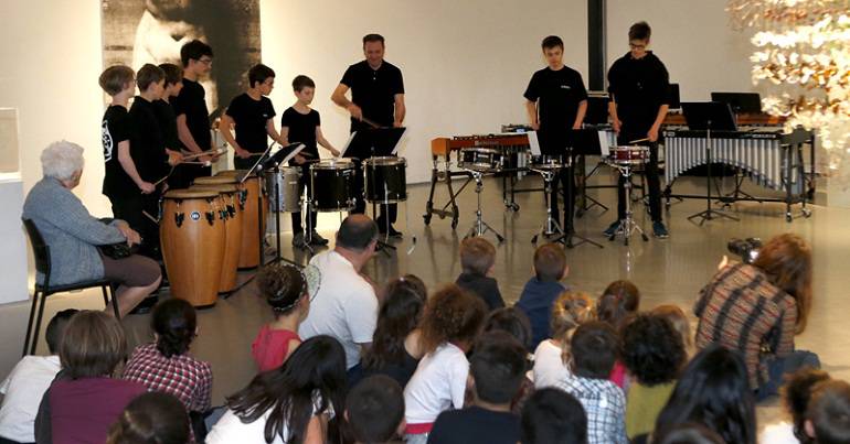 Place aux jeunes