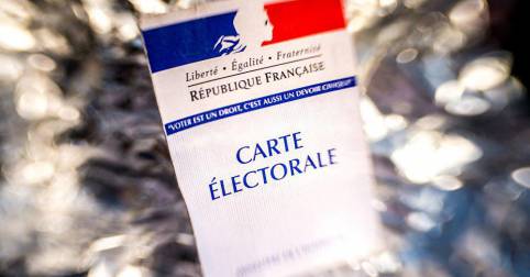 Cérémonie de Citoyenneté - Remise des Cartes d'Electeurs