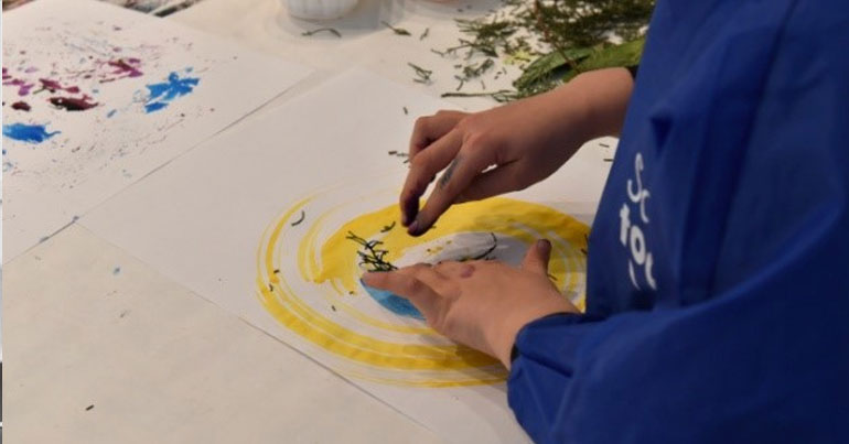  Atelier inspiré d’Yves Klein ©Ville de Nice