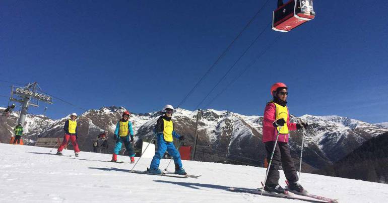 enfants en ski