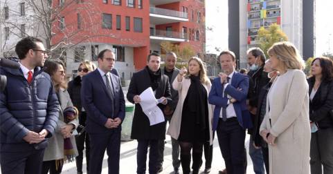 Visite à Nice de la Ministre Nadia HAI - Quartier des Moulins